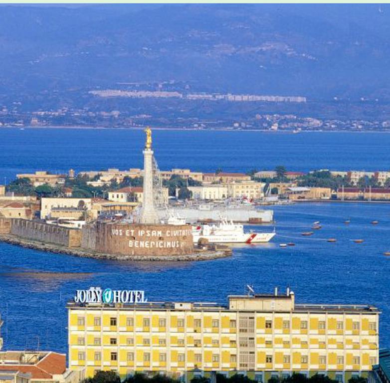 Hotel Dello Stretto مسينا المظهر الخارجي الصورة