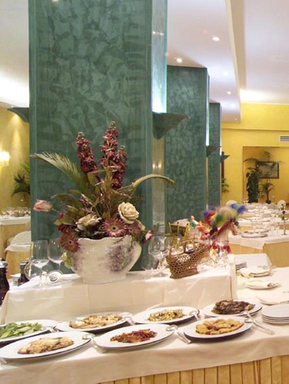 Hotel Dello Stretto مسينا المظهر الخارجي الصورة